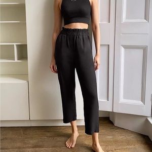 ARITZIA THE GROUP BY BABATON CALIPSO BLACK PANTS CROPPED